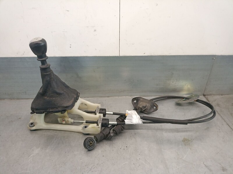 Levier de vitesses HYUNDAI i30 (FD) 1.6 CRDi Diesel - 1