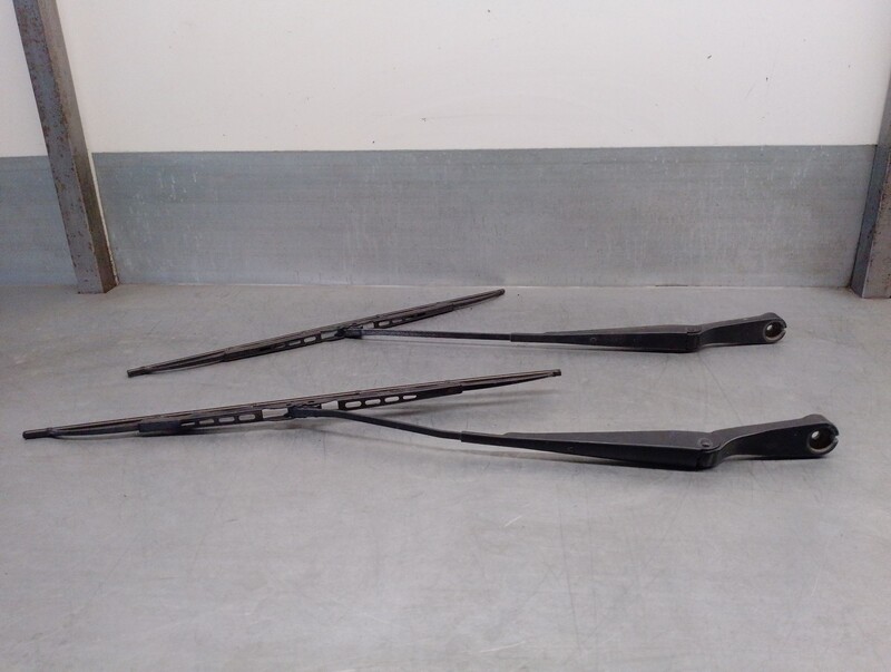 Braccio tergicristallo anteriore destro LAND ROVER RANGE ROVER II (P38A) 2.5 D 4x4 Diésel - 1