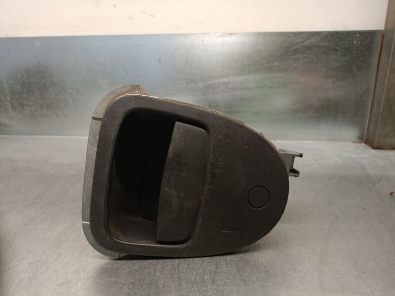 Maniglia portiera posteriore destra OPEL COMBO Furgoneta/monovolumen 1.3 CDTI 16V Diésel - 1
