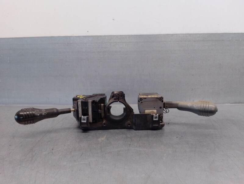 Commodo phare RENAULT TWINGO I (C06_) 1.2 Essence - 1