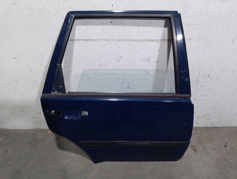 Puerta trasera derecha VOLVO 460 (464) 2.0 Gasolina - 1