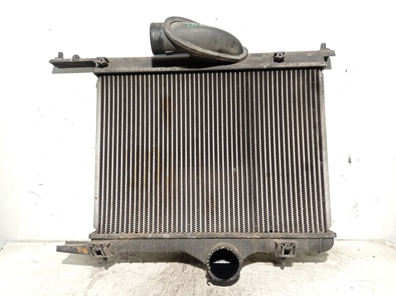Echangeur air (Intercooler) VOLVO S40 I (644) 1.9 DI Diesel - 1