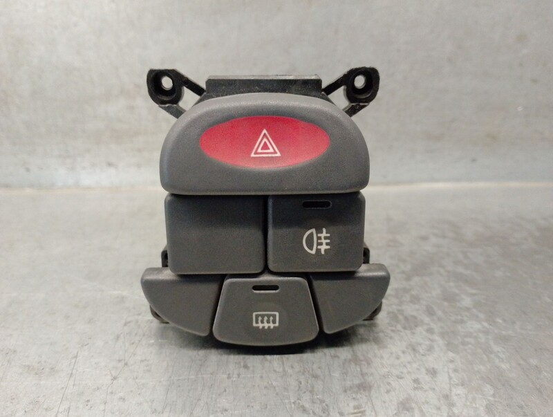 Bouton de warning LANCIA Y (840_) 1.2 Essence - 1