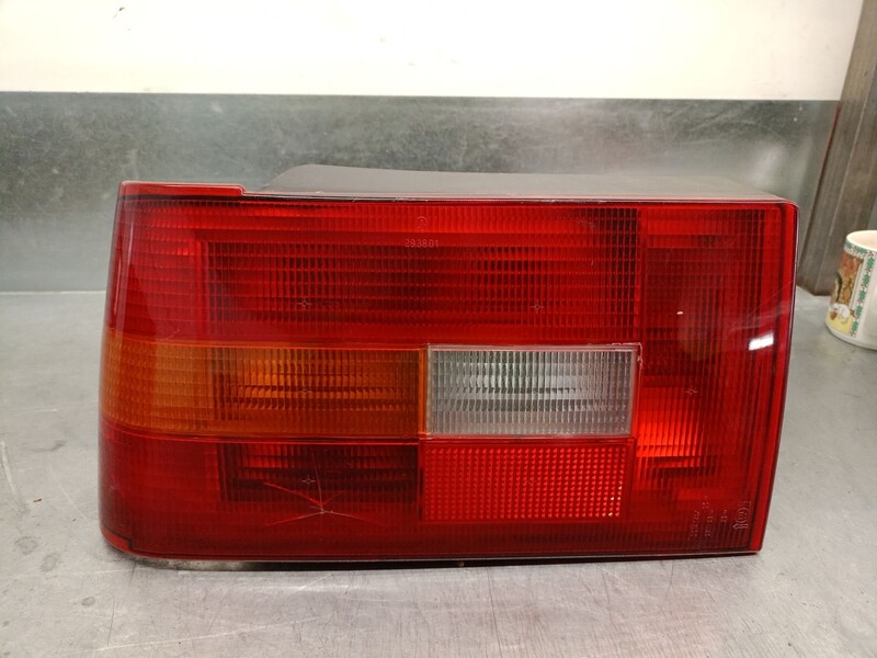 Fanale posteriore principale sinistro (luci) VOLVO 460 (464) 2.0 Gasolina - 1