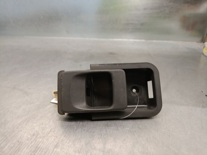 Maniglia interna anteriore destra VOLVO 460 (464) 2.0 Gasolina - 1