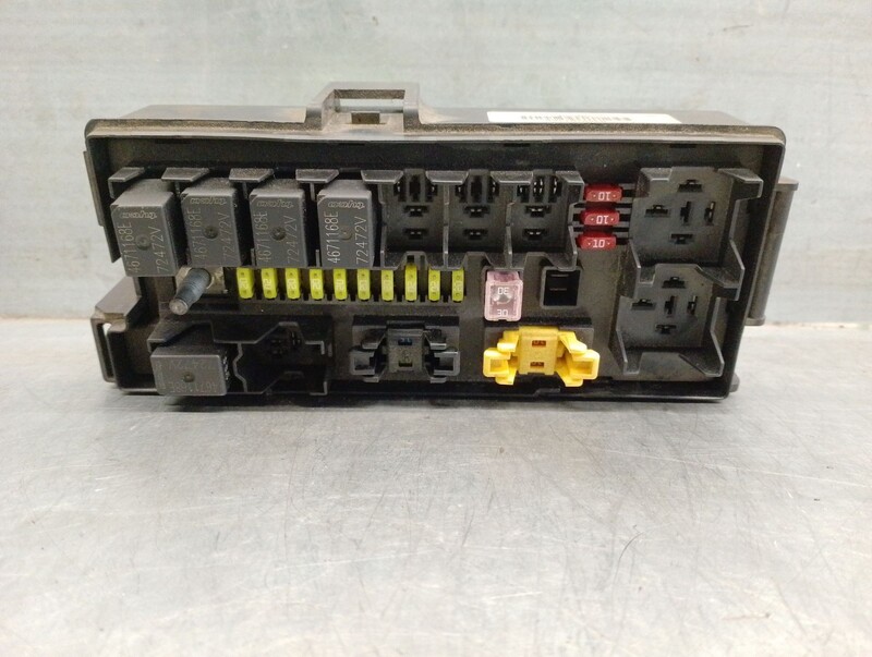 Scatola motore ausiliaria (BSM) JEEP GRAND CHEROKEE (WH) CRD CAT Diésel - 1