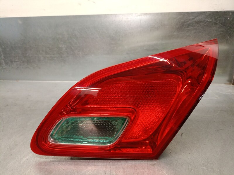 Feu arriere secondaire droit (feux) OPEL ASTRA J (P10) 1.7 CDTI Diesel - 1