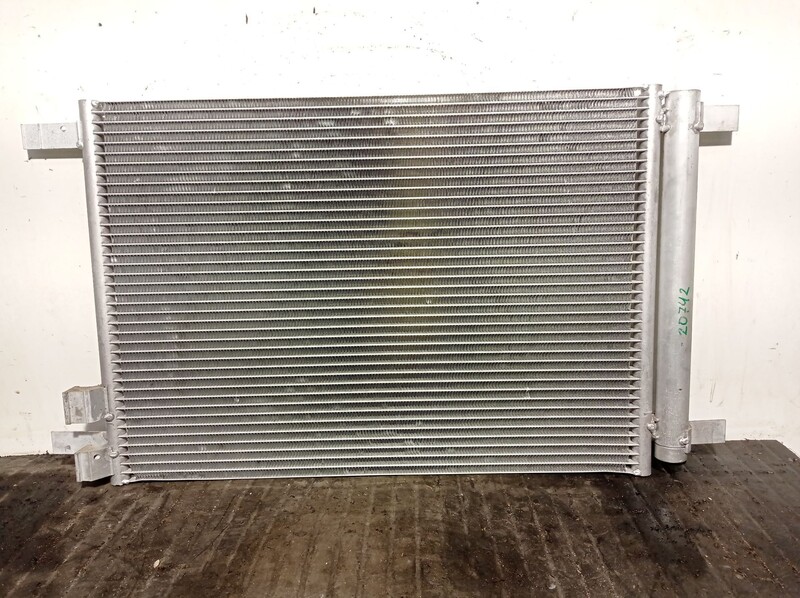 Condenseur de clim VOLKSWAGEN GOLF VII (5G1, BQ1, BE1, BE2) 1.5 TSI Essence - 1