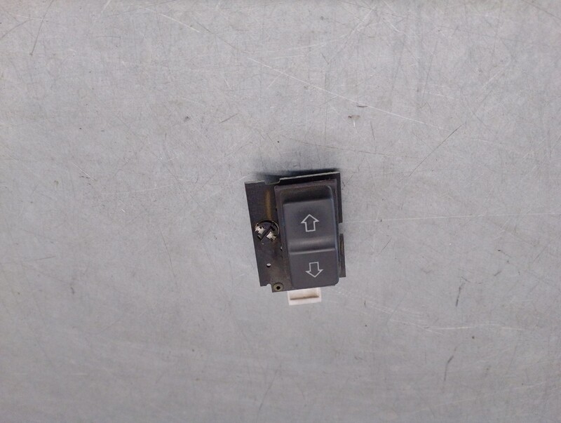 Interruttore lavacristalli posteriore destro LAND ROVER RANGE ROVER II (P38A) 2.5 D 4x4 Diésel - 1