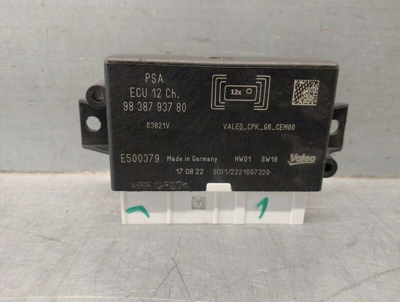Module électronique PEUGEOT 208 II (UB_, UP_, UW_, UJ_) 1.2 PureTech 100 Essence - 1