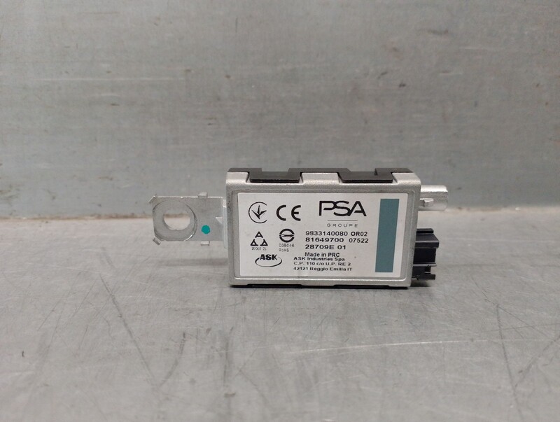 Module électronique PEUGEOT 208 II (UB_, UP_, UW_, UJ_) 1.2 PureTech 100 Essence - 1