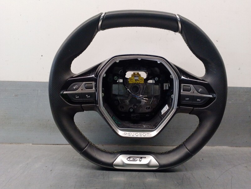 Volant PEUGEOT 208 II (UB_, UP_, UW_, UJ_) 1.2 PureTech 100 Essence - 1