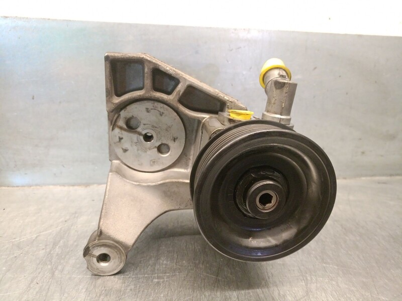 Pompe de direction IVECO DAILY CAJA CERRADA (2006 =>) 2.3 Diesel CAT Diesel - 1