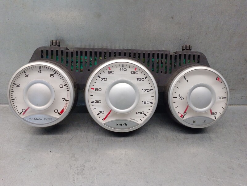 Compteur PEUGEOT 807 (EB_) 2.0 16V Essence - 1