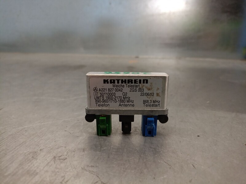 Antenne MERCEDES-BENZ CLASE E (W212) E 500 4-matic Essence - 1