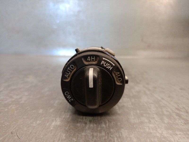 Bouton/Interrupteur NISSAN PATHFINDER III (R51) 2.5 dCi 4WD Diesel - 1