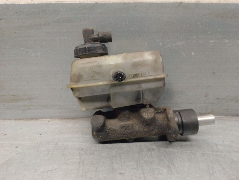 Pompe à vide RENAULT LAGUNA I (B56_, 556_) 1.9 dCi Diesel - 1