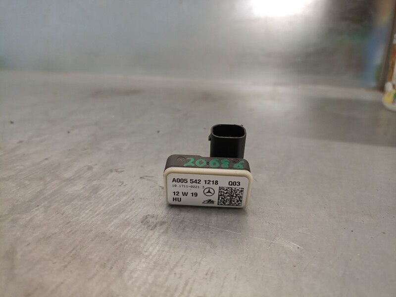 Capteur MERCEDES-BENZ CLASE E (W212) E 500 4-matic Essence - 1