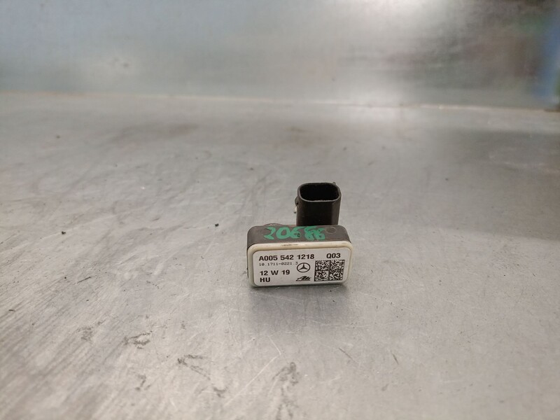 Sensor MERCEDES-BENZ CLASE E (W212) E 500 4-matic Gasolina - 1