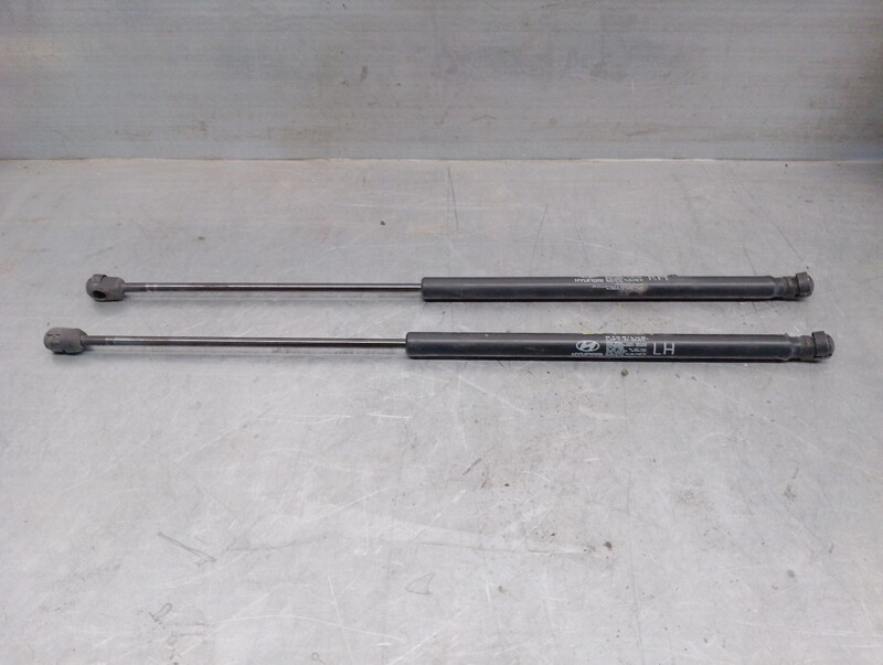 Verin de coffre HYUNDAI i30 (FD) 1.6 CRDi Diesel - 1