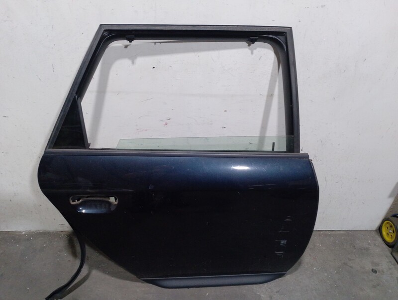 Portiera posteriore destra AUDI ALLROAD C5 (4BH) 2.5 TDI quattro Diésel - 1