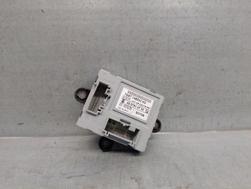 Module électronique VOLVO XC70 II (136) D5 AWD Diesel - 1
