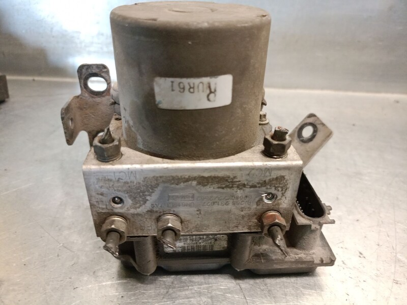Blocco ABS (antibloccaggio freni) FORD RANGER (ET) 2.5 TDdi Diésel - 1