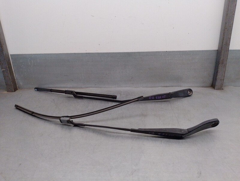 Braccio tergicristallo anteriore destro VOLVO XC70 II (136) D5 AWD Diésel - 1
