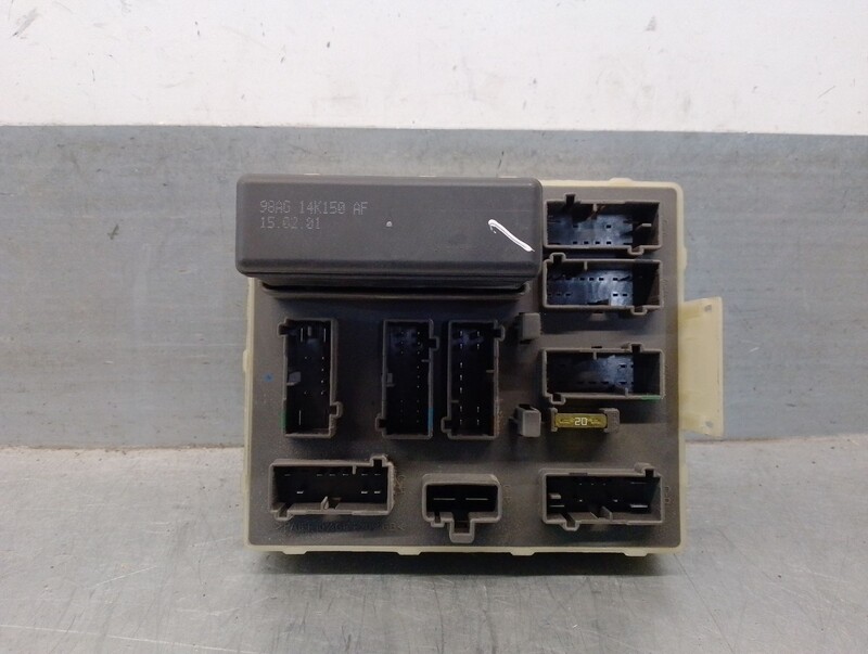 Boitier servitude moteur (BSM) FORD FOCUS I Turnier (DNW) Diesel - 1