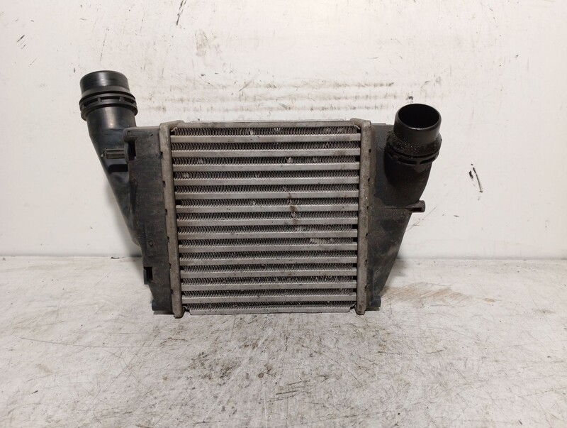 Echangeur air (Intercooler) RENAULT TWINGO II (CN0_) 1.5 dCi 75 Diesel - 1