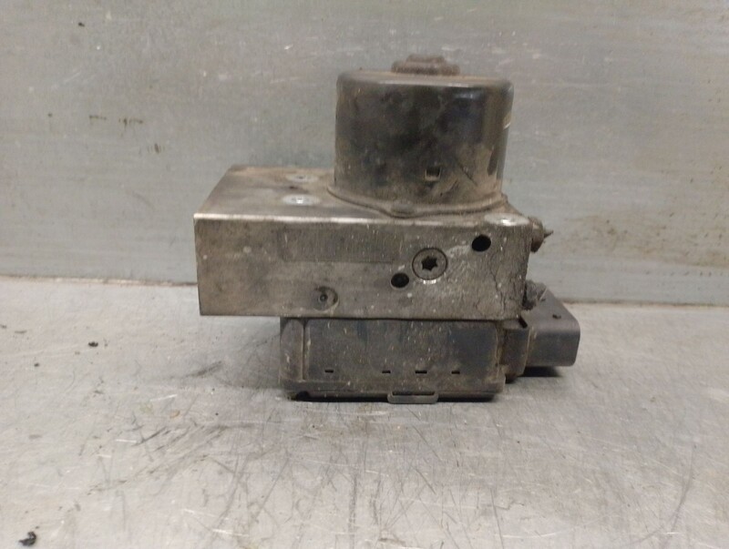 Bloc ABS (freins anti-blocage) FORD FOCUS I Turnier (DNW) Diesel - 1