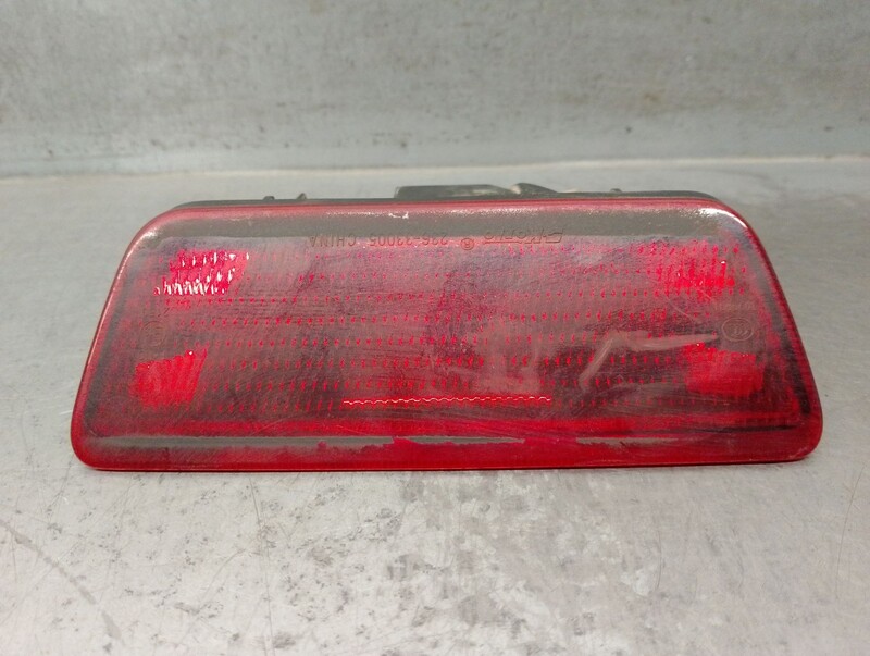 Feu arriere stop central INFINITI FX 3.0 V6 Diesel CAT Diesel - 1