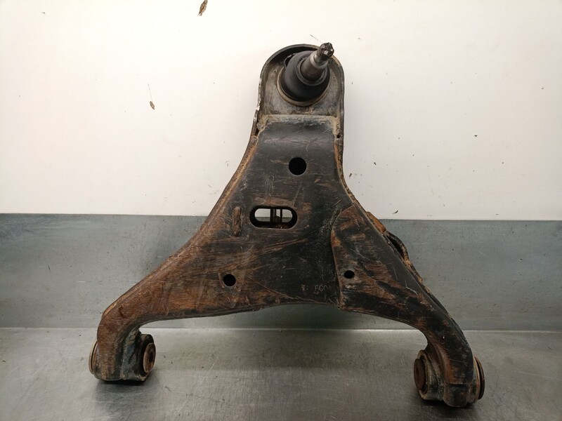 Triangolo inferiore anteriore sinistro FORD RANGER (TKE) 2.2 TDCi CAT Diésel - 1
