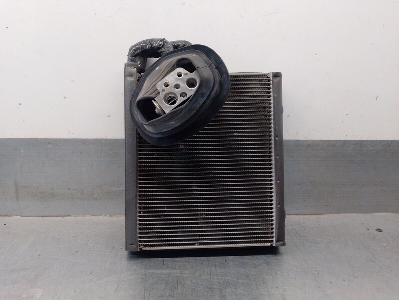 Radiateur clim AUDI A6 C7 (4G2, 4GC) 3.0 TDI Diesel - 1