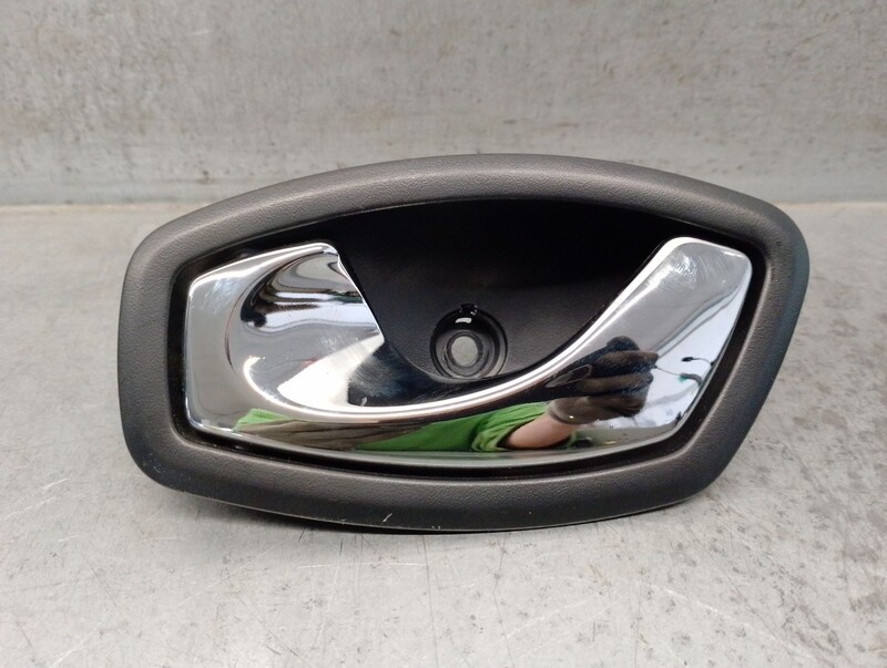 Maniglia interna posteriore sinistra RENAULT MEGANE III Hatchback (BZ0/1_, B3_) 1.2 TCe Gasolina - 1