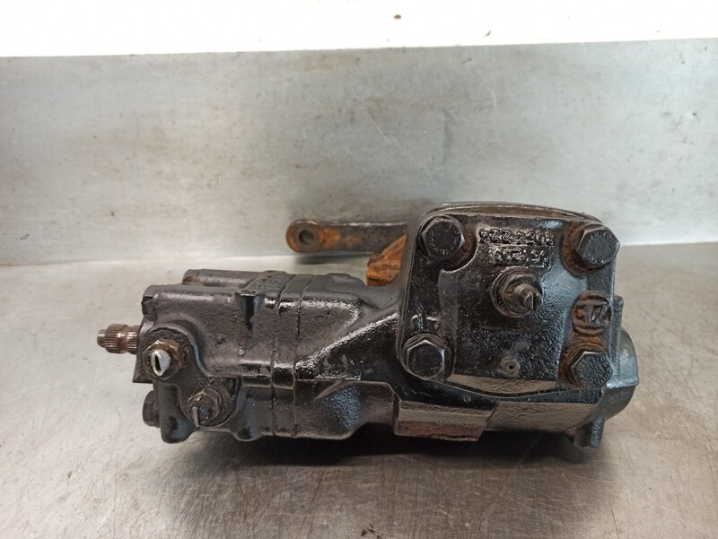 Corps de pont avant NISSAN TERRANO II (R20) 2.7 TDi 4WD Diesel - 1