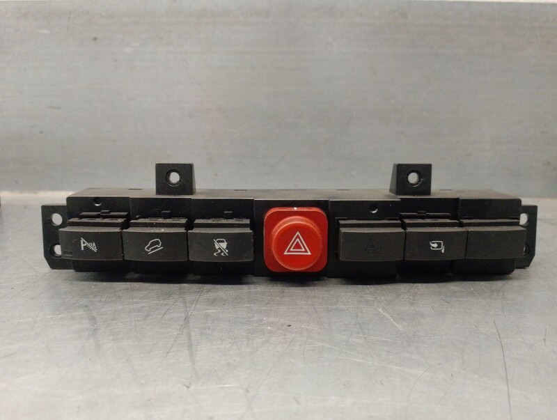 Bouton de warning OPEL ANTARA A (L07) 2.0 CDTI 4x4 Diesel - 1
