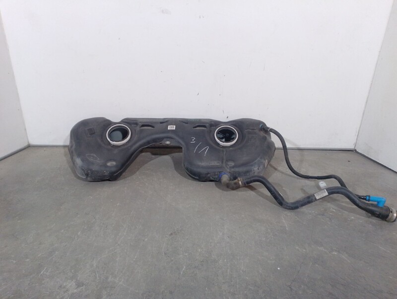 Reservoir essence BMW 3 Descapotable (E93) 320 i Essence - 1