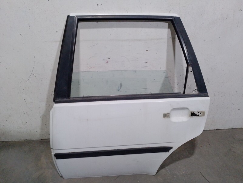 Portiera posteriore sinistra VOLVO 440 (445) 2.0 Gasolina - 1