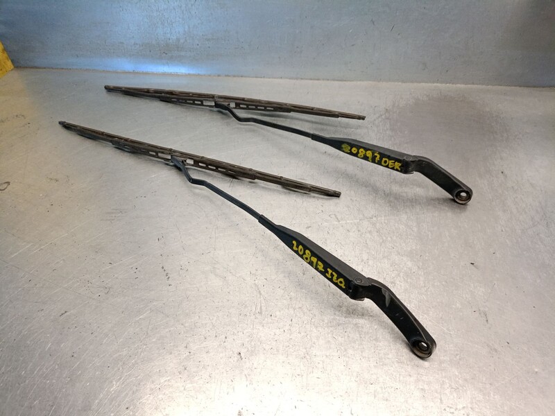Braccio tergicristallo anteriore destro VOLVO 440 (445) 2.0 Gasolina - 1