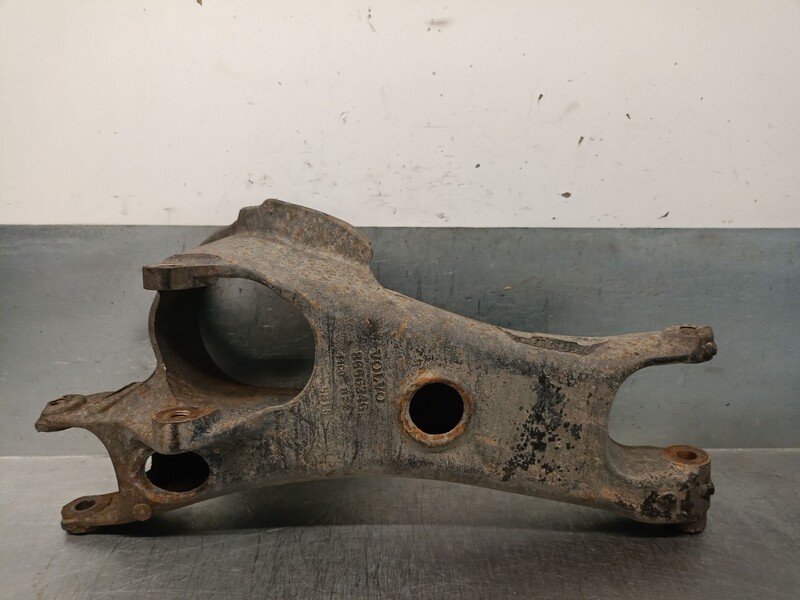 Triangolo inferiore posteriore destro VOLVO XC90 I (275) D5 AWD Diésel - 1