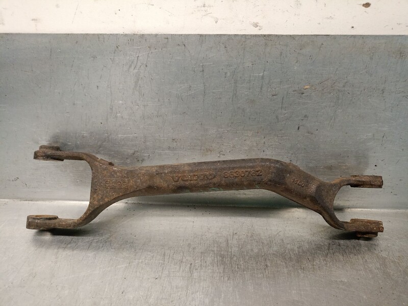 Triangolo inferiore posteriore sinistro VOLVO XC90 I (275) D5 AWD Diésel - 1