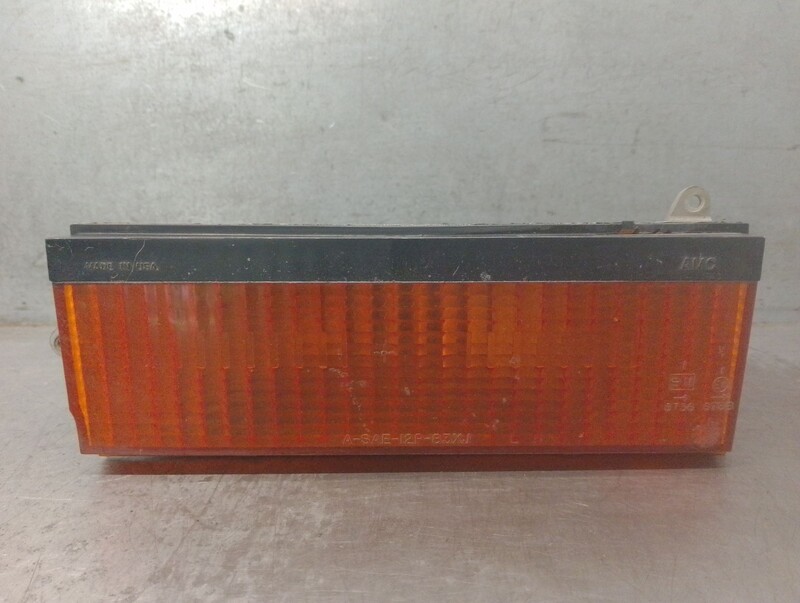 Gruppo ottico anteriore secondario sinistro (luci)(freccia) JEEP CHEROKEE (XJ) 2.1 TD Diésel - 1