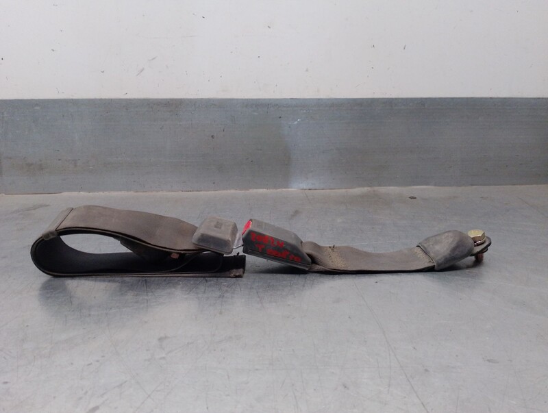 Ceinture arriere centrale MITSUBISHI MONTERO CLASSIC (V2_W, V6_W, V7_W) 2.5 TD Diesel - 1