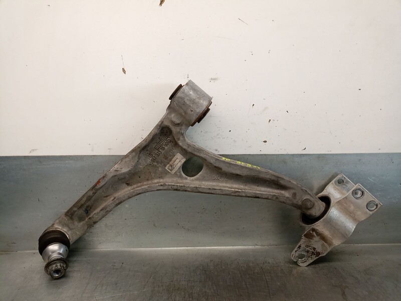 Triangolo inferiore anteriore sinistro MERCEDES-BENZ CLASE A (W177) A 180 Mild-Hybrid  - 1