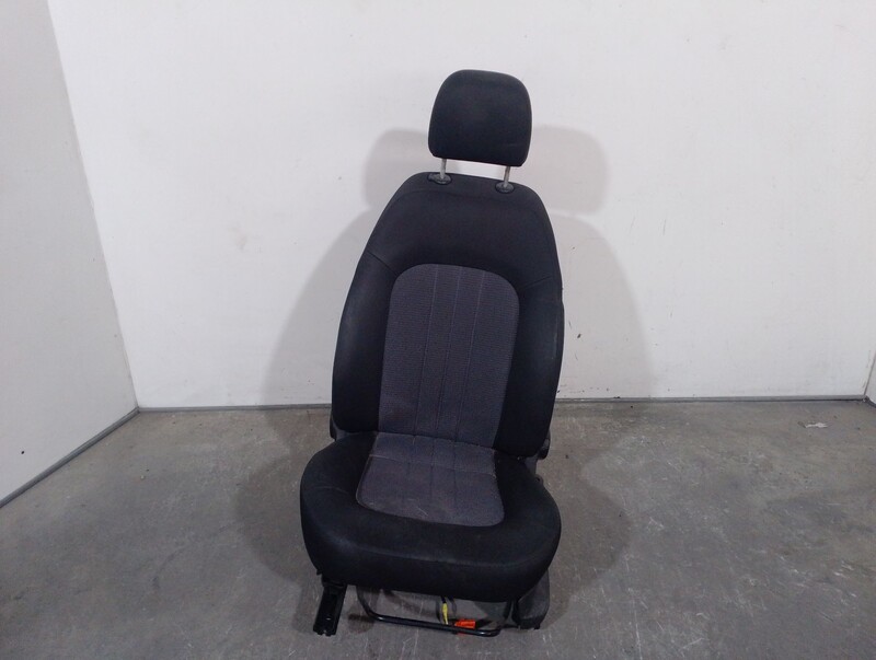 Siege avant gauche FIAT LINEA (323_, 110_) 1.3 D Multijet Diesel - 1