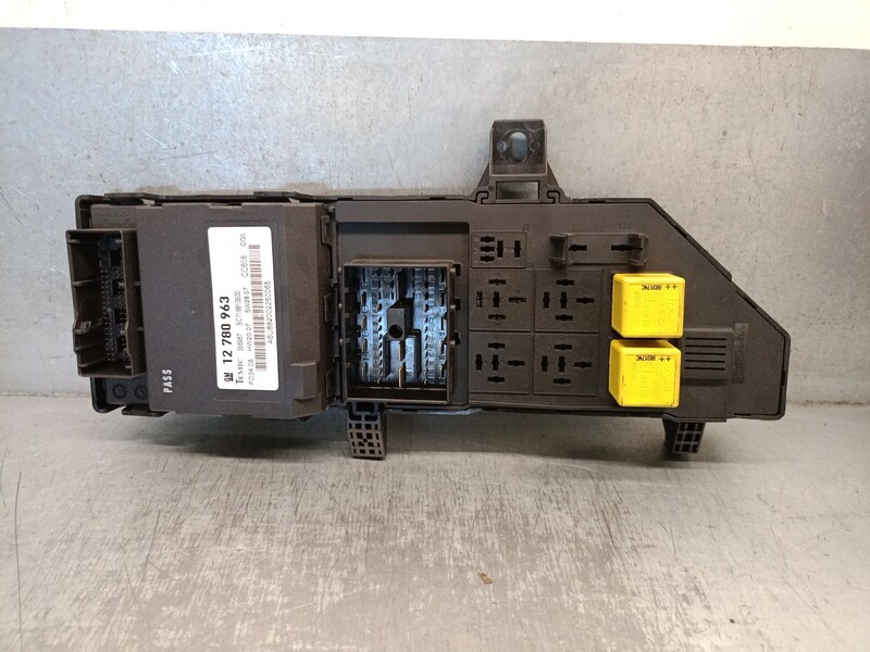 Boitier servitude moteur (BSM) SAAB 9-3 (YS3F, E79, D79, D75) 1.9 TiD Diesel - 1