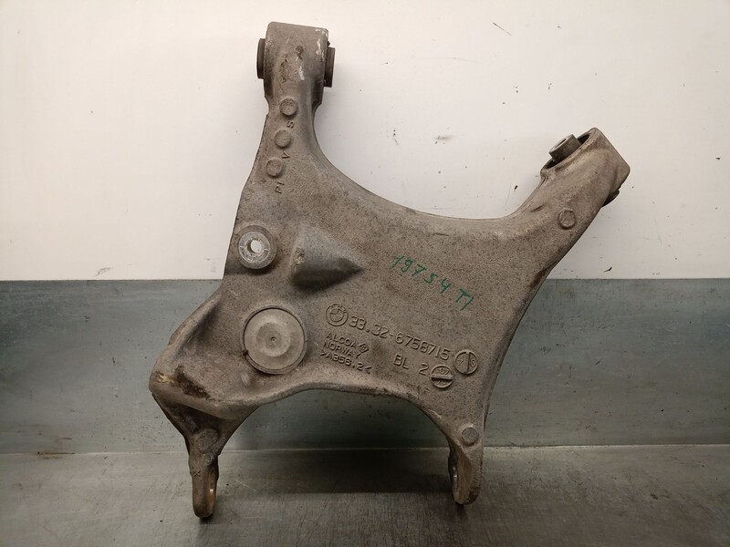 Triangolo inferiore posteriore sinistro BMW 5 Touring (E61) 525 d Diésel - 1