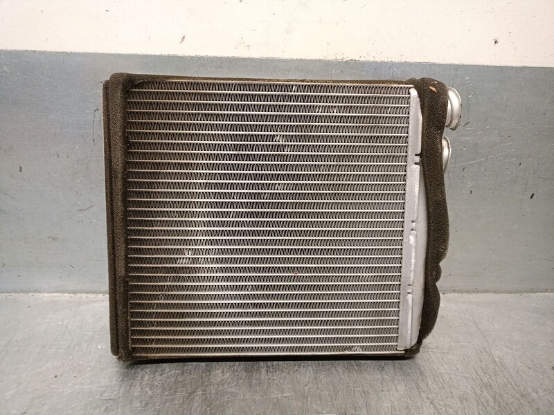 Radiateur clim VOLVO XC70 II (136) D5 AWD Diesel - 1