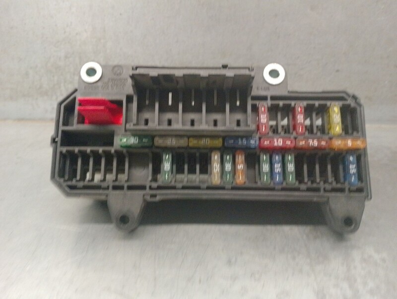Boitier servitude moteur (BSM) BMW 7 (E65, E66, E67) 730 d Diesel - 1